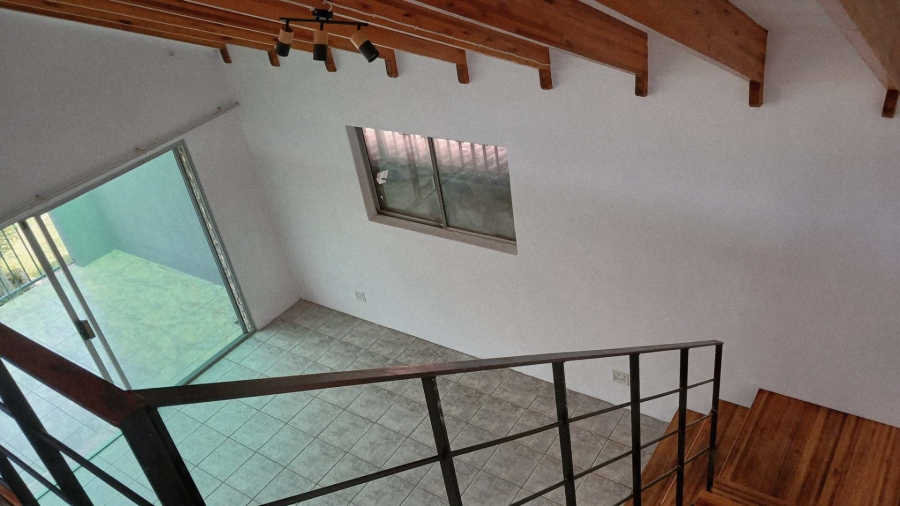 To Let 2 Bedroom Property for Rent in Hurlingham Manor Gauteng