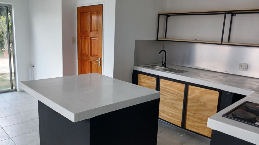 To Let 2 Bedroom Property for Rent in Hurlingham Manor Gauteng