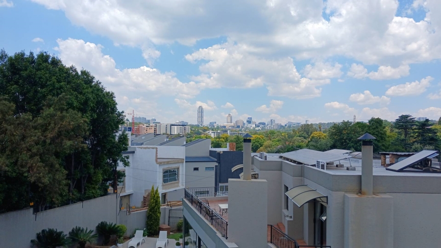 To Let 2 Bedroom Property for Rent in Hurlingham Manor Gauteng