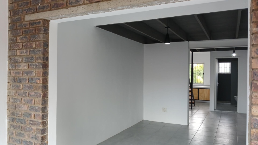 To Let 2 Bedroom Property for Rent in Hurlingham Manor Gauteng