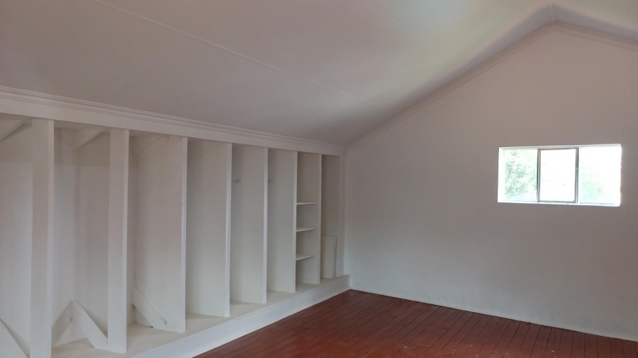 To Let 2 Bedroom Property for Rent in Hurlingham Manor Gauteng