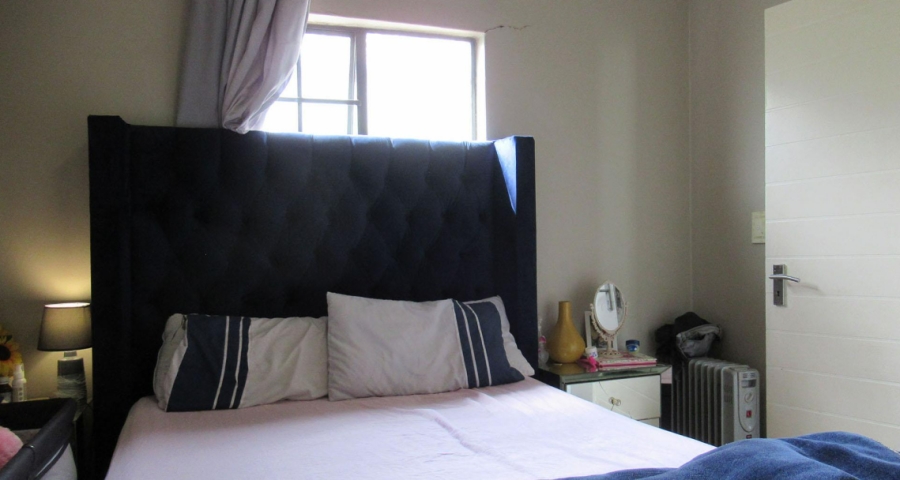 2 Bedroom Property for Sale in South Hills Gauteng