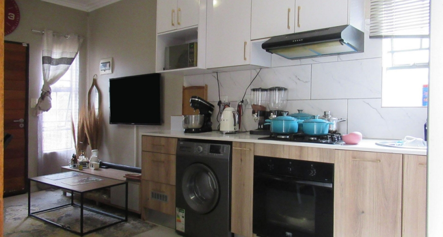 2 Bedroom Property for Sale in South Hills Gauteng