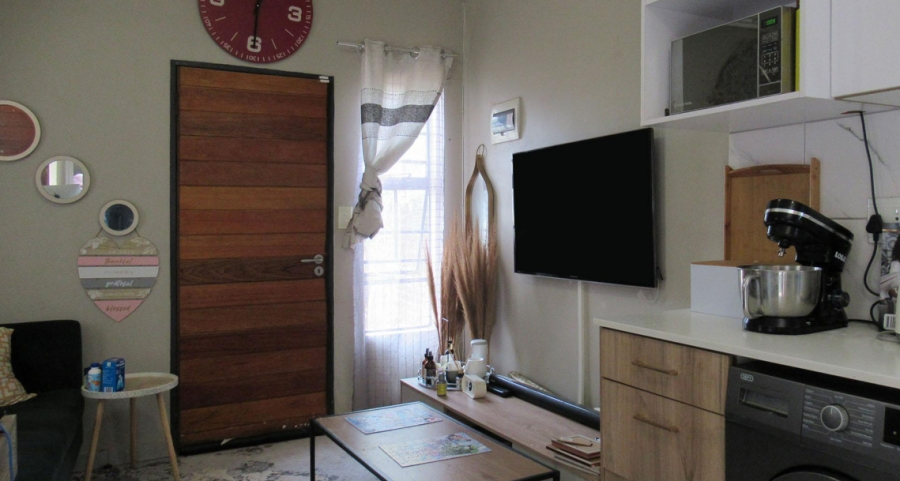 2 Bedroom Property for Sale in South Hills Gauteng