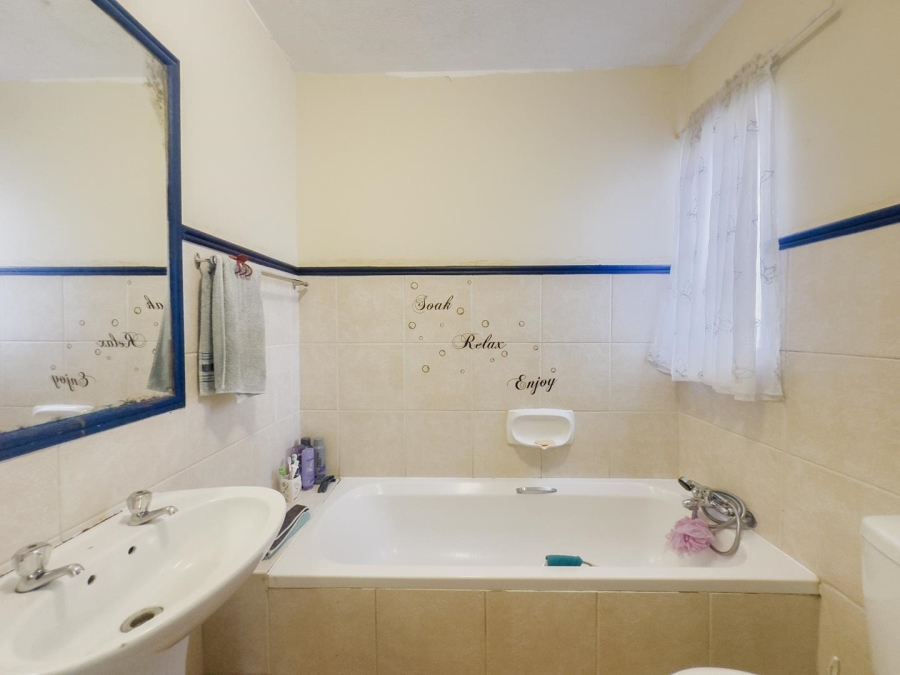 2 Bedroom Property for Sale in Mooikloof Ridge Gauteng