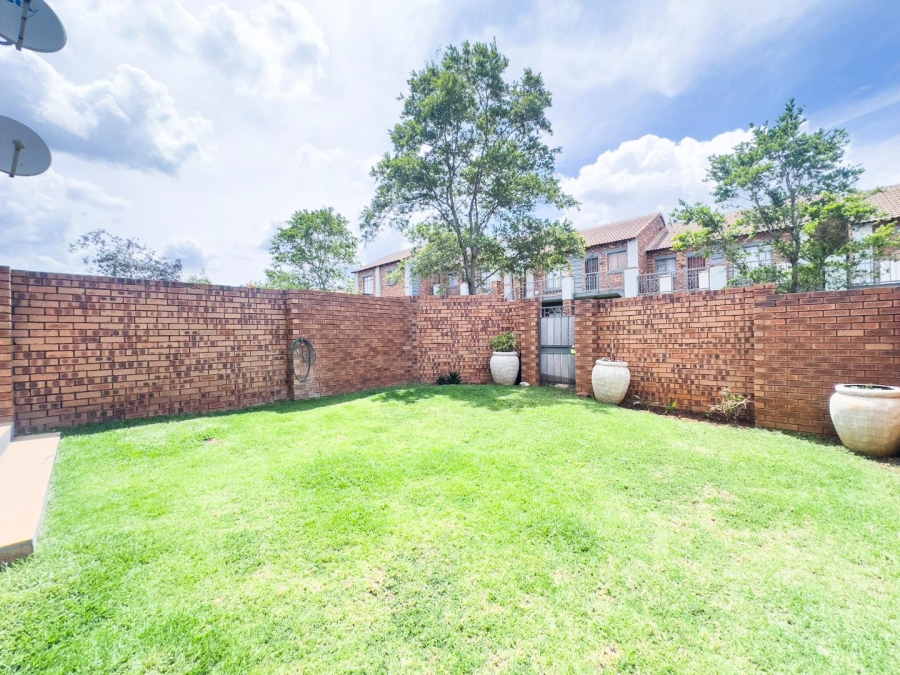 2 Bedroom Property for Sale in Mooikloof Ridge Gauteng