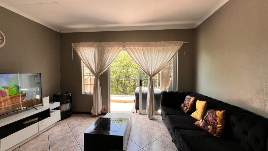 2 Bedroom Property for Sale in Roodepoort Gauteng