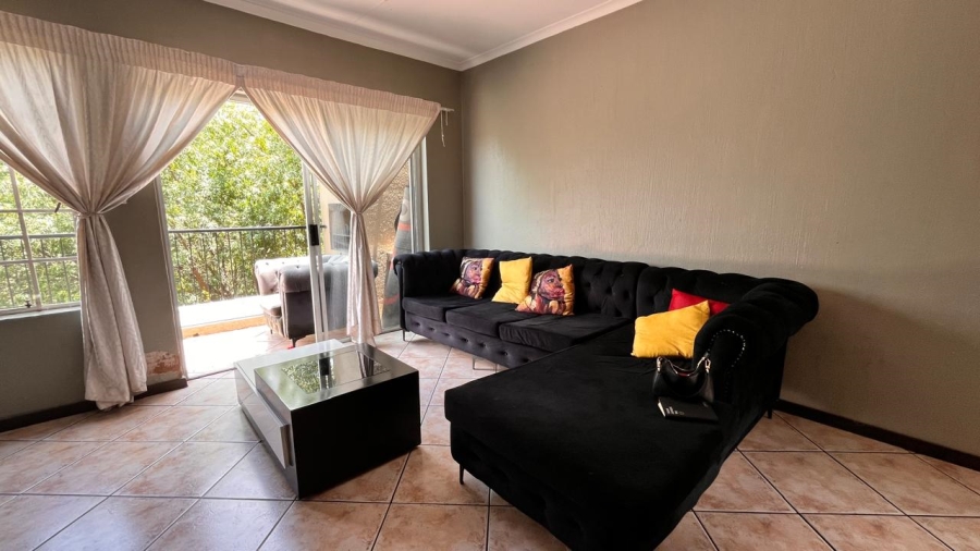 2 Bedroom Property for Sale in Roodepoort Gauteng