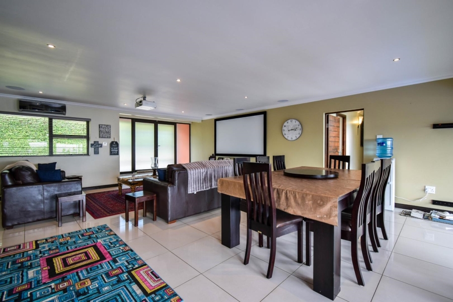 5 Bedroom Property for Sale in Bronkhorstbaai Dorp Gauteng