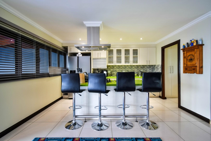 5 Bedroom Property for Sale in Bronkhorstbaai Dorp Gauteng