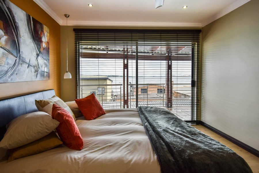 5 Bedroom Property for Sale in Bronkhorstbaai Dorp Gauteng