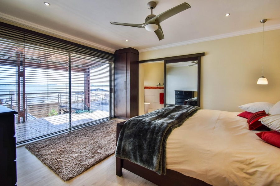 5 Bedroom Property for Sale in Bronkhorstbaai Dorp Gauteng
