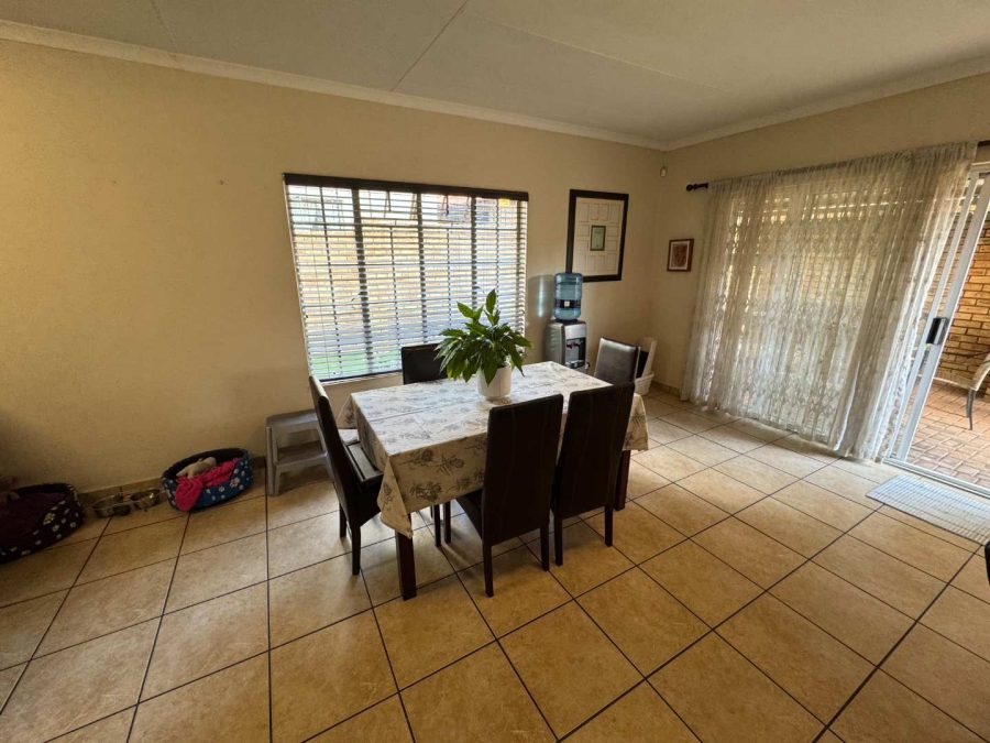 3 Bedroom Property for Sale in New Redruth Gauteng