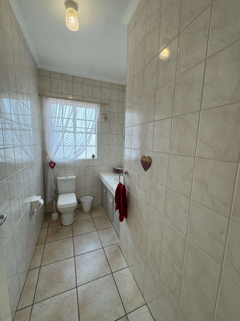 4 Bedroom Property for Sale in Randhart Gauteng