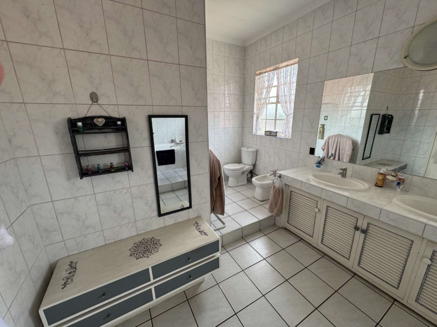 4 Bedroom Property for Sale in Randhart Gauteng