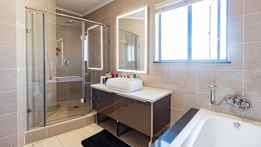 3 Bedroom Property for Sale in Fourways Gauteng