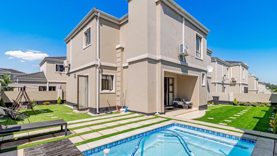 3 Bedroom Property for Sale in Fourways Gauteng