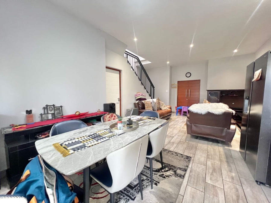 3 Bedroom Property for Sale in Zambezi Manor Lifestyle Estate Gauteng