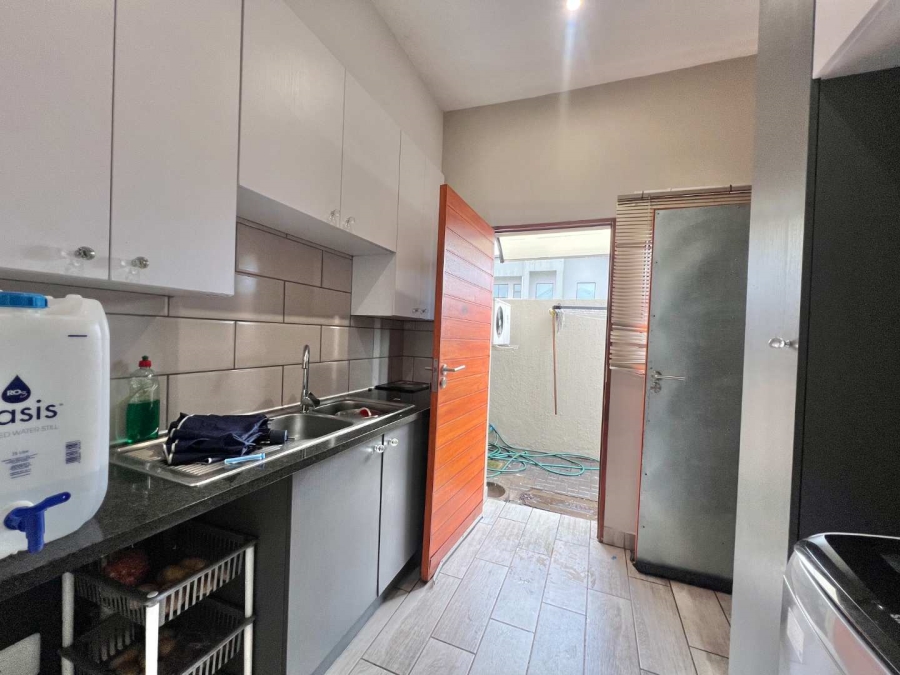 3 Bedroom Property for Sale in Zambezi Manor Lifestyle Estate Gauteng