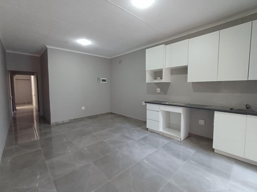 To Let 2 Bedroom Property for Rent in Ferndale Gauteng
