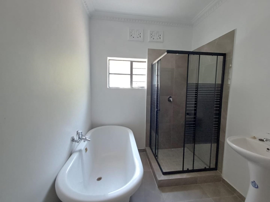 To Let 2 Bedroom Property for Rent in Ferndale Gauteng