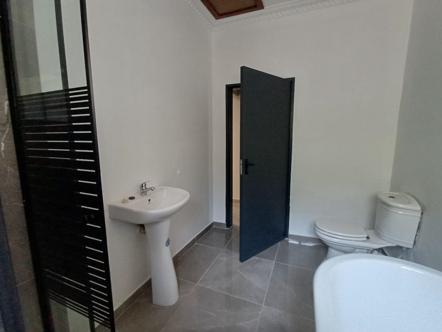 To Let 2 Bedroom Property for Rent in Ferndale Gauteng