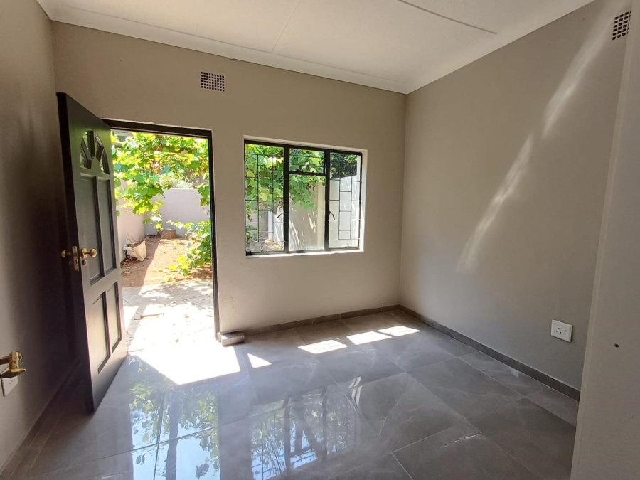 To Let 2 Bedroom Property for Rent in Ferndale Gauteng