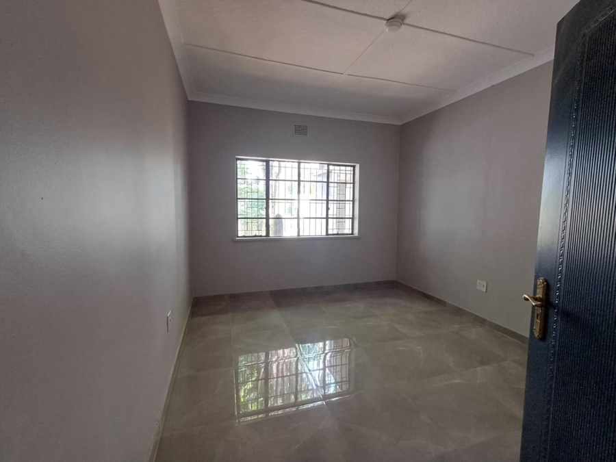 To Let 2 Bedroom Property for Rent in Ferndale Gauteng