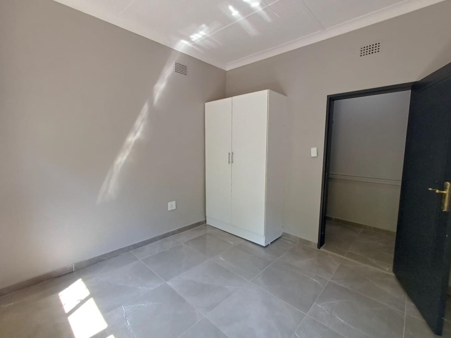 To Let 2 Bedroom Property for Rent in Ferndale Gauteng