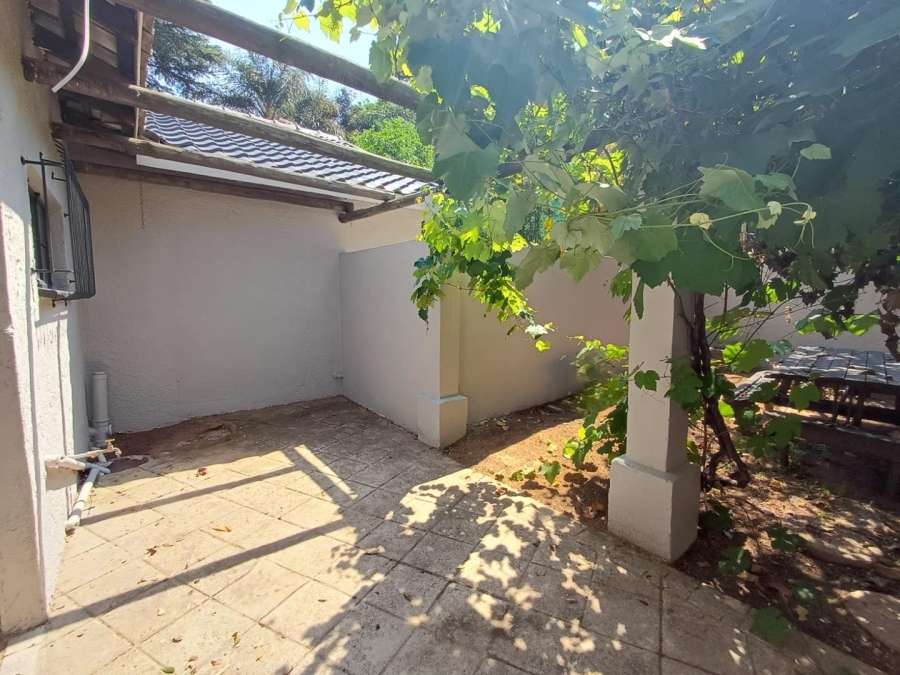 To Let 2 Bedroom Property for Rent in Ferndale Gauteng