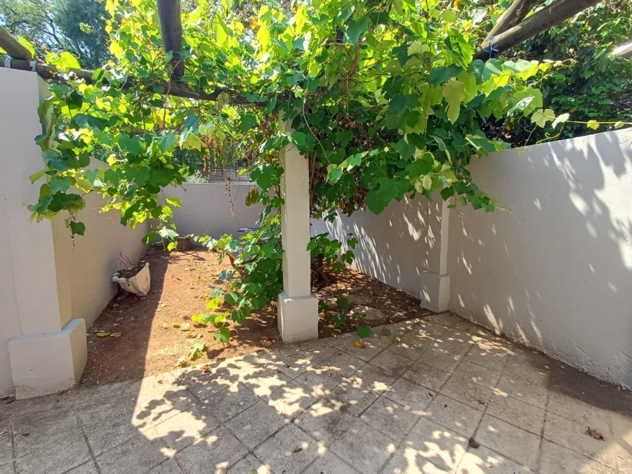 To Let 2 Bedroom Property for Rent in Ferndale Gauteng