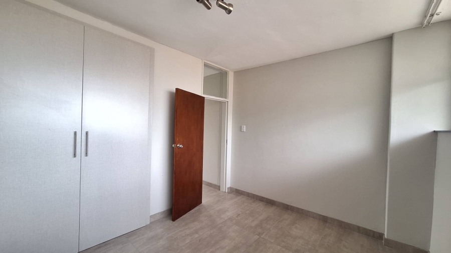 2 Bedroom Property for Sale in Honeyhills Gauteng