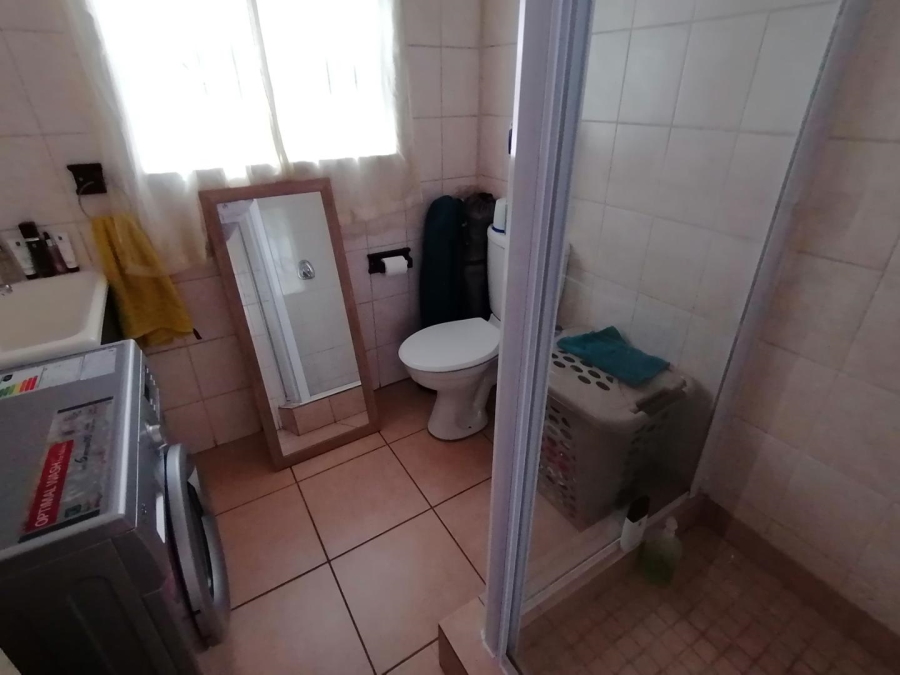 1 Bedroom Property for Sale in Bromhof Gauteng