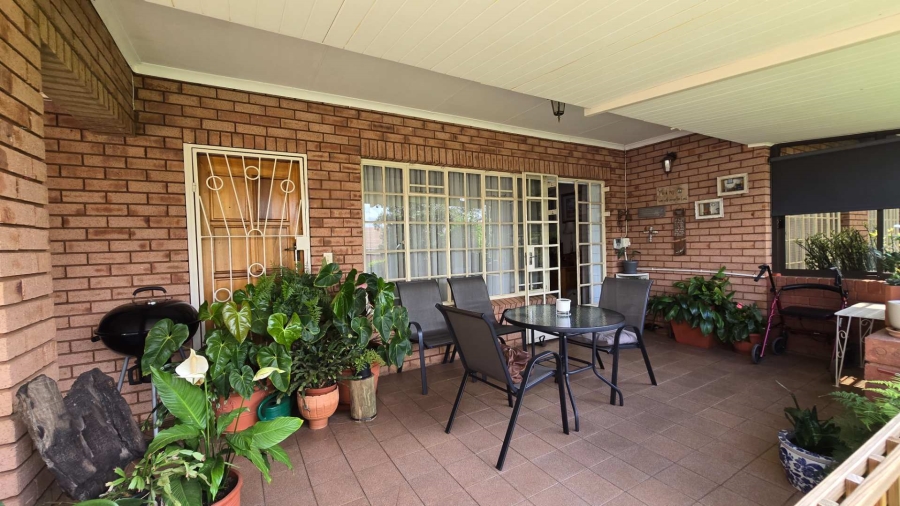2 Bedroom Property for Sale in Montana Park Gauteng