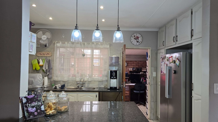 2 Bedroom Property for Sale in Montana Park Gauteng