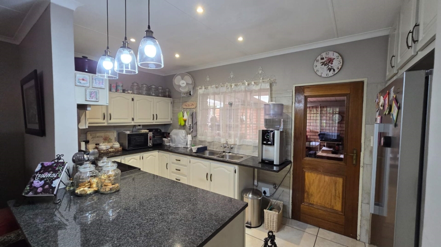 2 Bedroom Property for Sale in Montana Park Gauteng