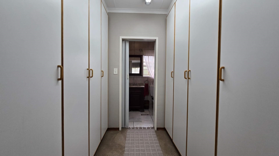 2 Bedroom Property for Sale in Montana Park Gauteng