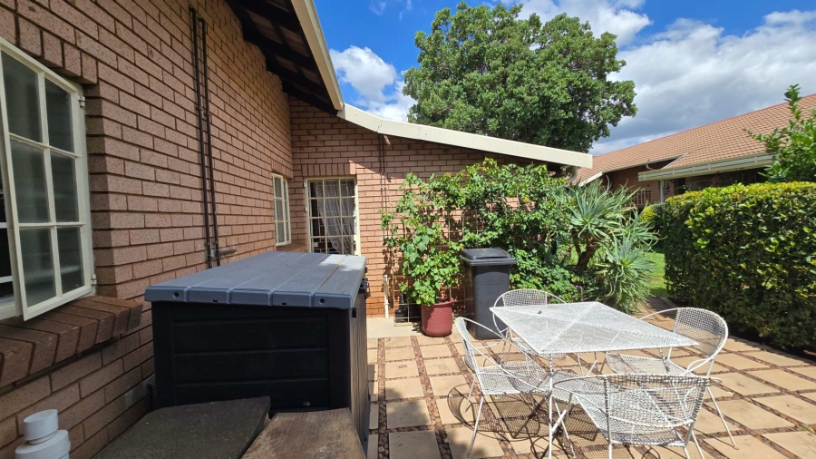 2 Bedroom Property for Sale in Montana Park Gauteng