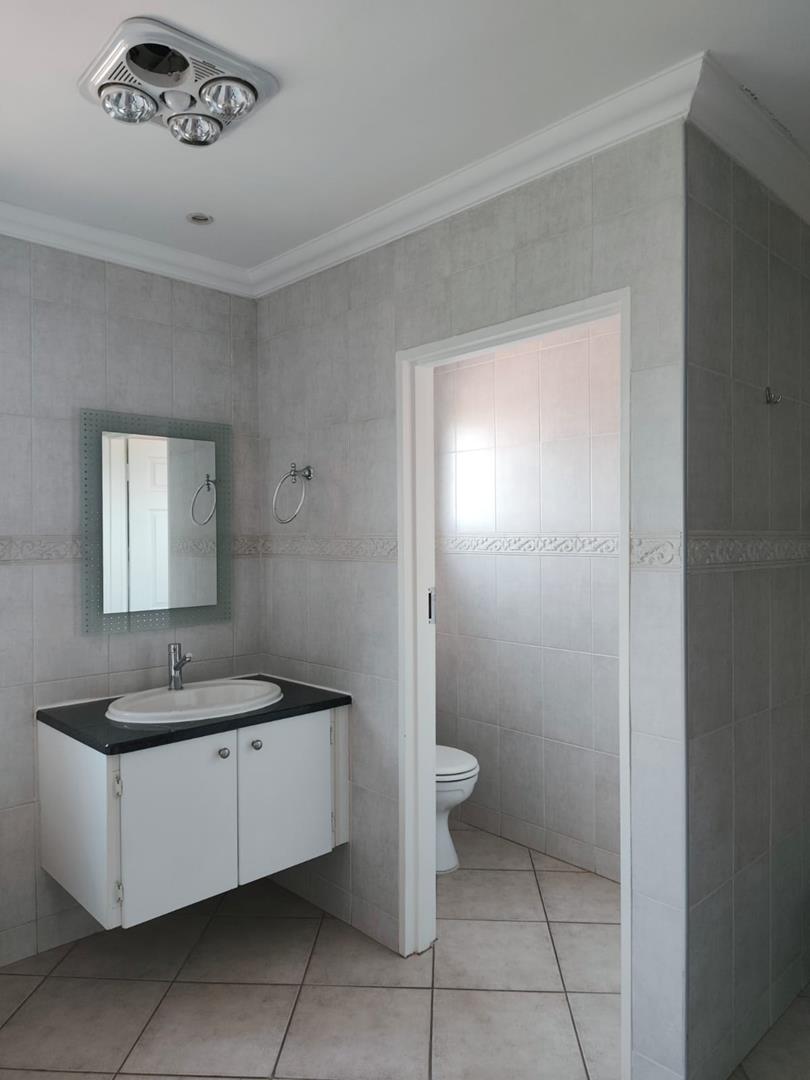 To Let 4 Bedroom Property for Rent in Waterkloof Ridge Gauteng