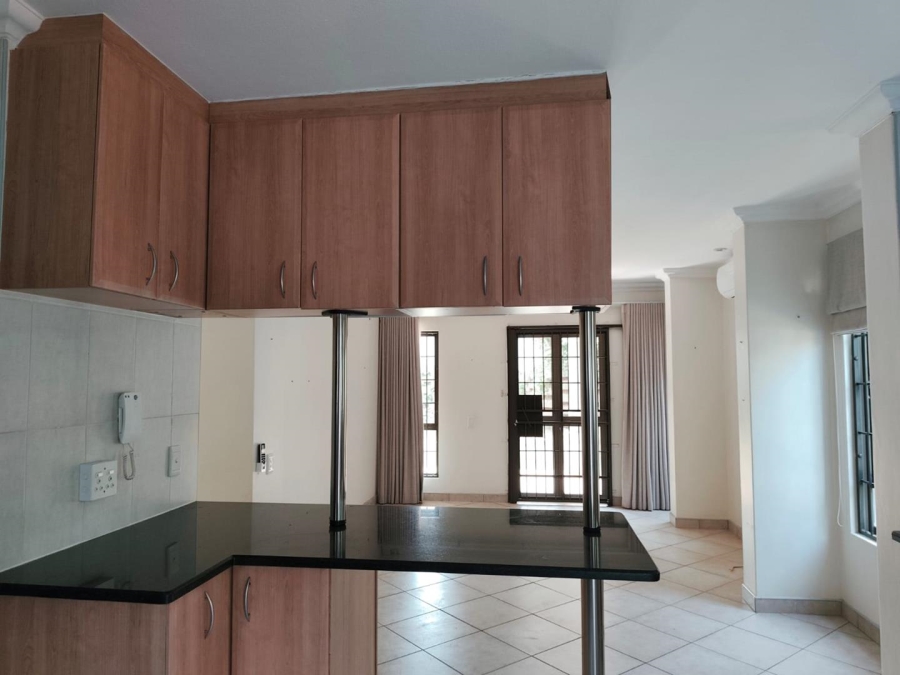 To Let 4 Bedroom Property for Rent in Waterkloof Ridge Gauteng