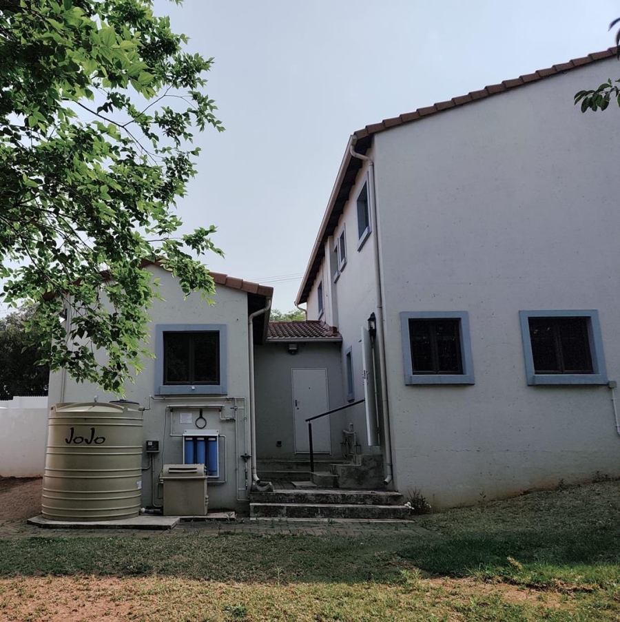 To Let 4 Bedroom Property for Rent in Waterkloof Ridge Gauteng