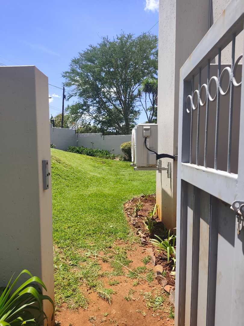 4 Bedroom Property for Sale in Waterkloof Ridge Gauteng