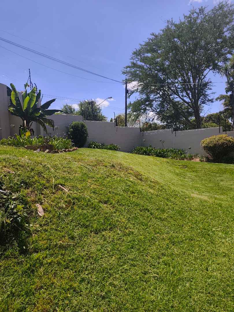 4 Bedroom Property for Sale in Waterkloof Ridge Gauteng
