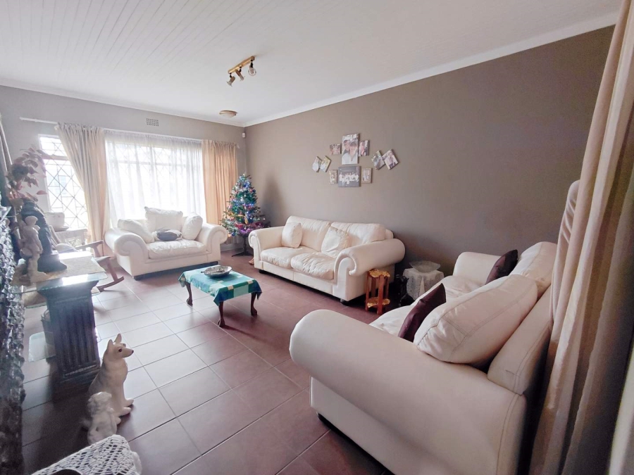 4 Bedroom Property for Sale in Birchleigh Gauteng