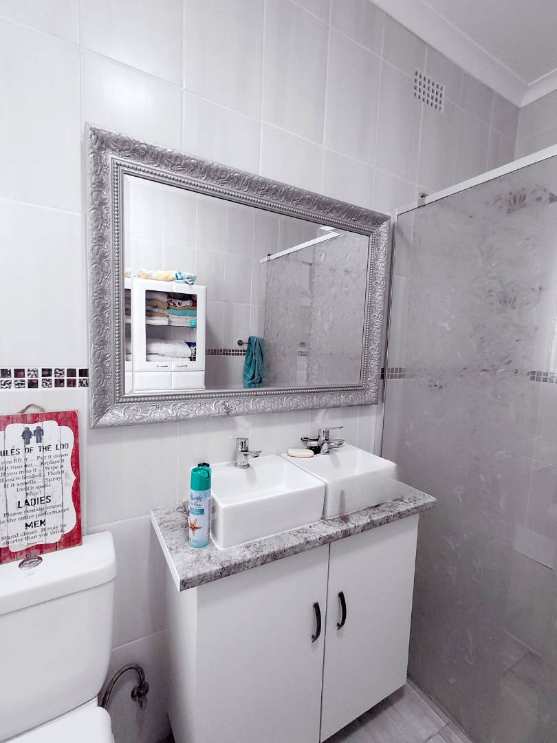 4 Bedroom Property for Sale in Birchleigh Gauteng