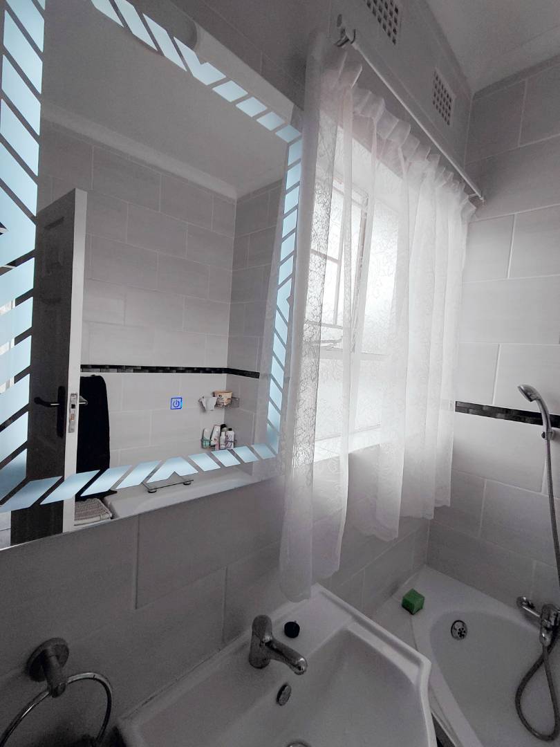 4 Bedroom Property for Sale in Birchleigh Gauteng