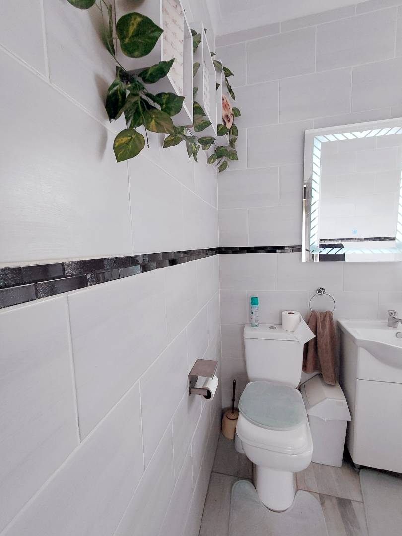 4 Bedroom Property for Sale in Birchleigh Gauteng