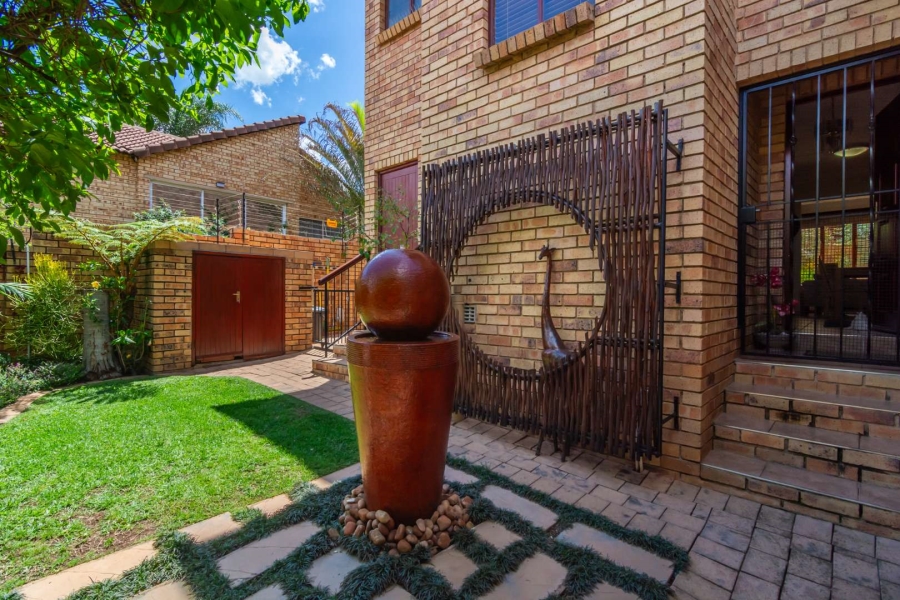 4 Bedroom Property for Sale in Willowbrook Gauteng