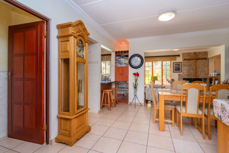 4 Bedroom Property for Sale in Willowbrook Gauteng