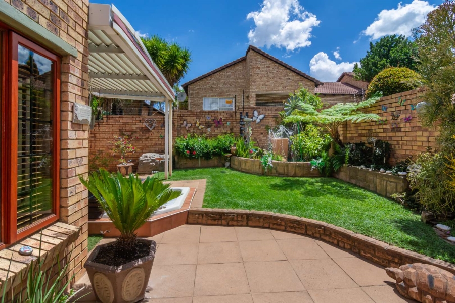 4 Bedroom Property for Sale in Willowbrook Gauteng